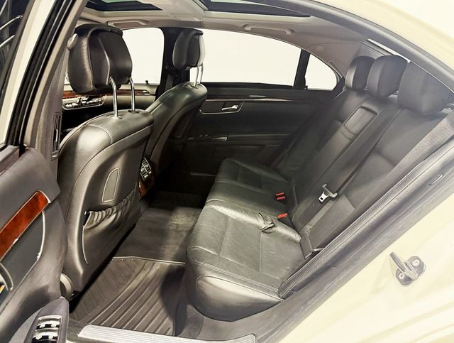 2011 Mercedes-Benz S-Class 4dr Sedan S 550 4MATIC - 22936013 - 37