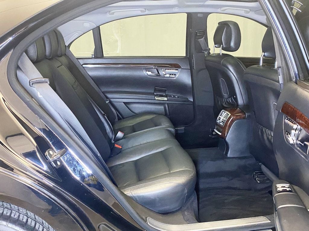 2011 Mercedes-Benz S-Class 4dr Sedan S 550 4MATIC - 22954553 - 16