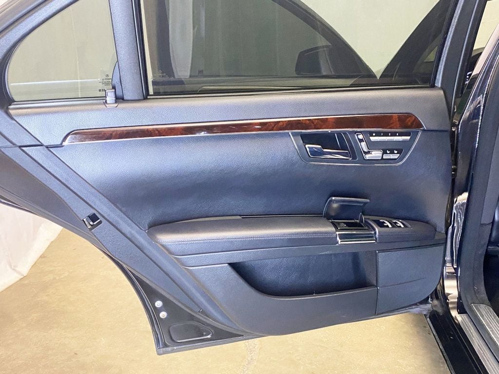 2011 Mercedes-Benz S-Class 4dr Sedan S 550 4MATIC - 22954553 - 21