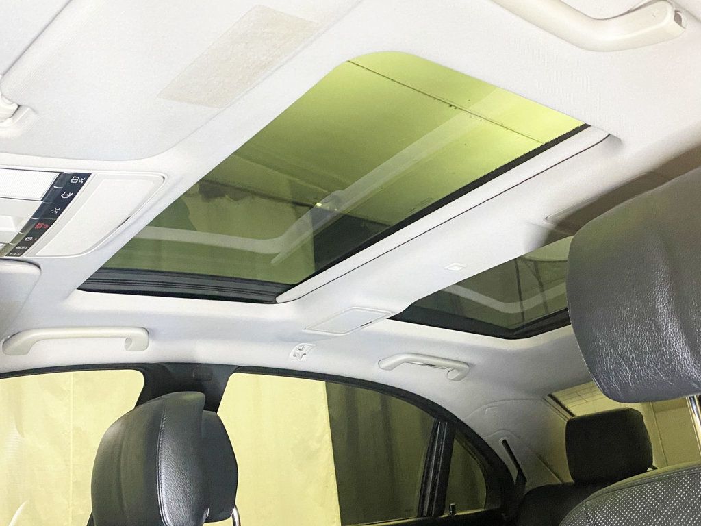 2011 Mercedes-Benz S-Class 4dr Sedan S 550 4MATIC - 22954553 - 40