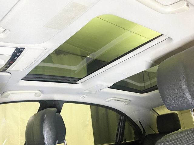 2011 Mercedes-Benz S-Class 4dr Sedan S 550 4MATIC - 22954553 - 40