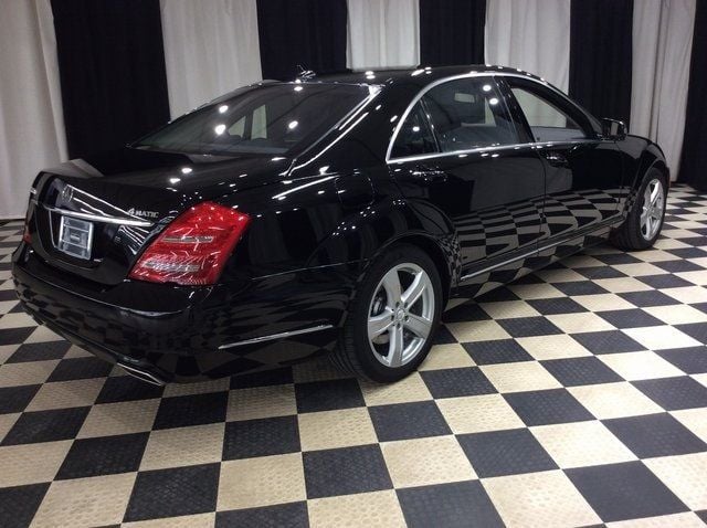 2011 Mercedes-Benz S-Class 4dr Sedan S 550 4MATIC - 22948456 - 5