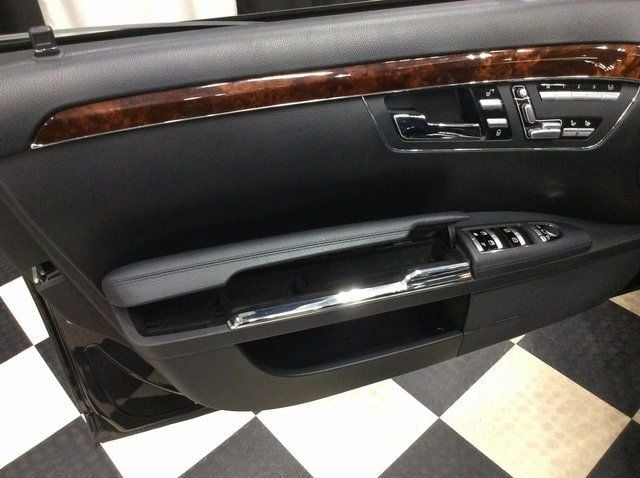 2011 Mercedes-Benz S-Class 4dr Sedan S 550 4MATIC - 22948456 - 7