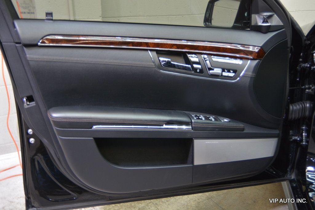 2011 Mercedes-Benz S-Class 4dr Sedan S 63 AMG RWD - 22990089 - 6