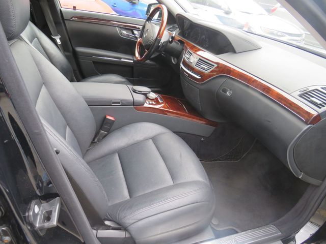 2011 Mercedes-Benz S-Class S 550 4dr Sedan S550 4MATIC (Clear Title) - 23028017 - 11