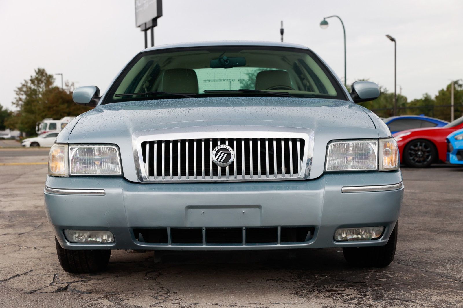 2011 Mercury Grand Marquis LS photo 16