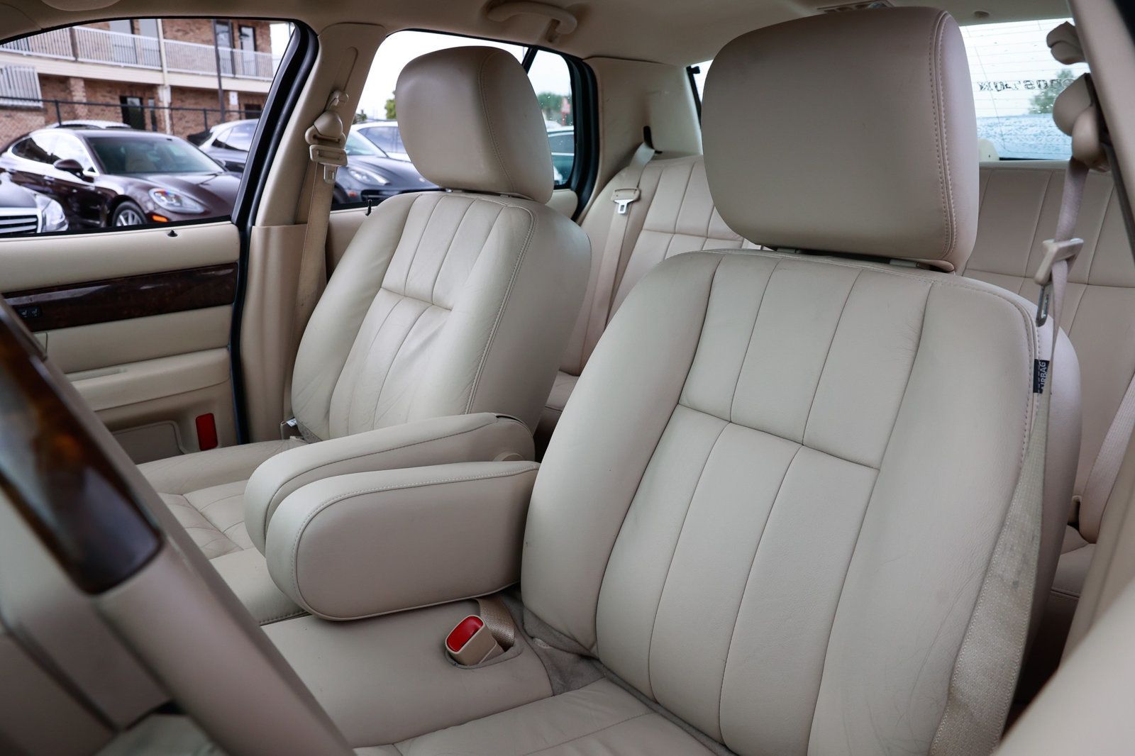 2011 Mercury Grand Marquis LS photo 5