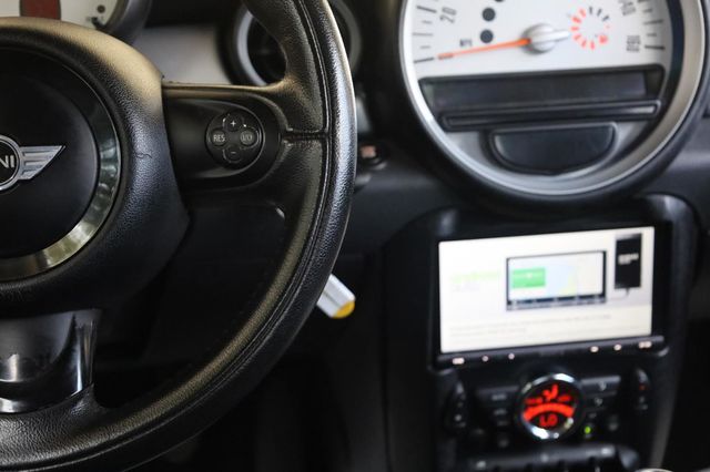 2011 Mini Cooper Base - 23049592 - 25