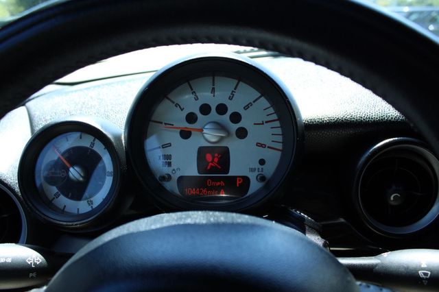 2011 MINI Cooper Convertible  - 23067942 - 17