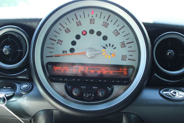 2011 MINI Cooper Convertible  - 23067942 - 20
