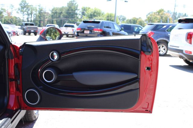 2011 MINI Cooper Convertible  - 23067942 - 27