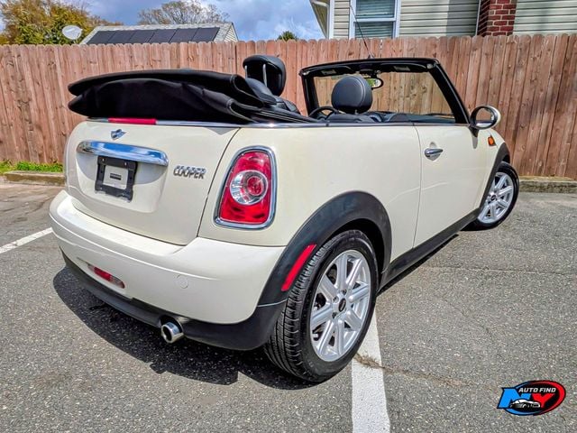 2011 MINI Cooper Convertible CLEAN CARFAX, CONVERTIBLE, MINI CONNECTED, HEATED SEATS - 23002945 - 3