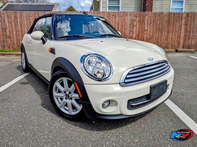 2011 MINI Cooper Convertible CLEAN CARFAX, CONVERTIBLE, MINI CONNECTED, HEATED SEATS - 23002945 - 5