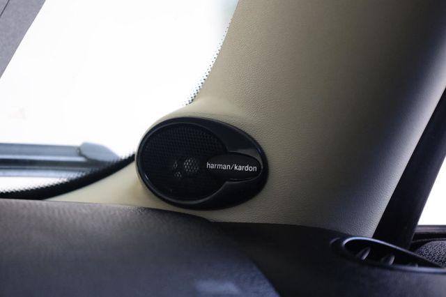 2011 Mini Cooper Hardtop 2 Door  - 23049592 - 27