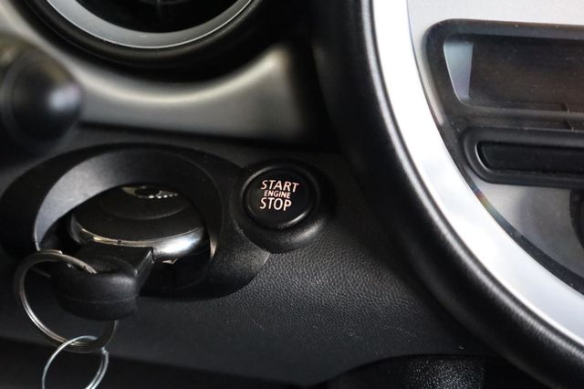 2011 Mini Cooper Hardtop 2 Door  - 23049592 - 28