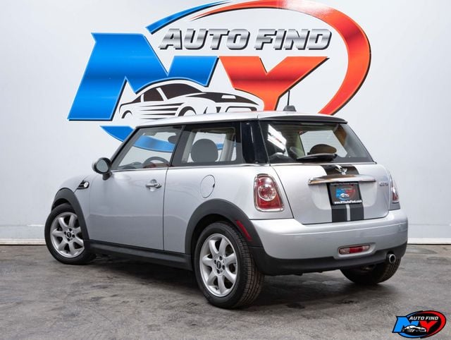 2011 MINI Cooper Hardtop 2 Door CLEAN CARFAX, PAN SUNROOF, HEATED SEATS, COLD WEATHER PKG - 22580962 - 3