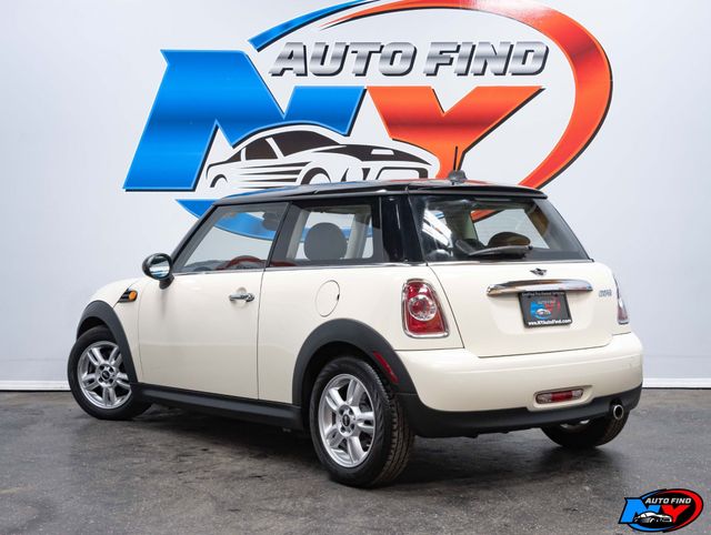 2011 MINI Cooper Hardtop 2 Door CLEAN CARFAX, PAN SUNROOF, PREMIUM PKG, CONVENIENCE PKG  - 22621067 - 3