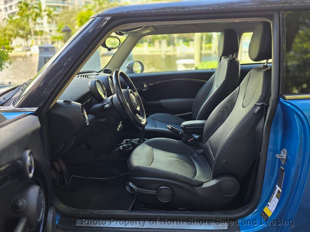 2011 MINI Cooper Hardtop 2 Door One Owner - 22923425 - 23