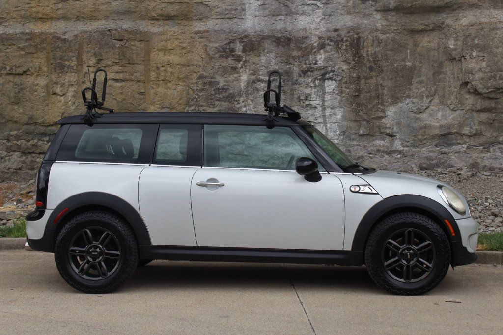 2011 Mini Cooper Base S photo 4