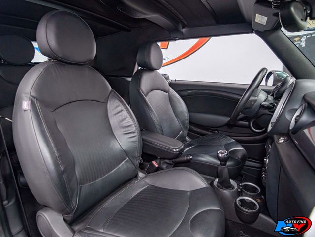 2011 MINI Cooper S Convertible ONE OWNER, CONVERTIBLE, 6-SPD MANUAL, LEATHER, CONVENIENCE PKG - 22934722 - 19