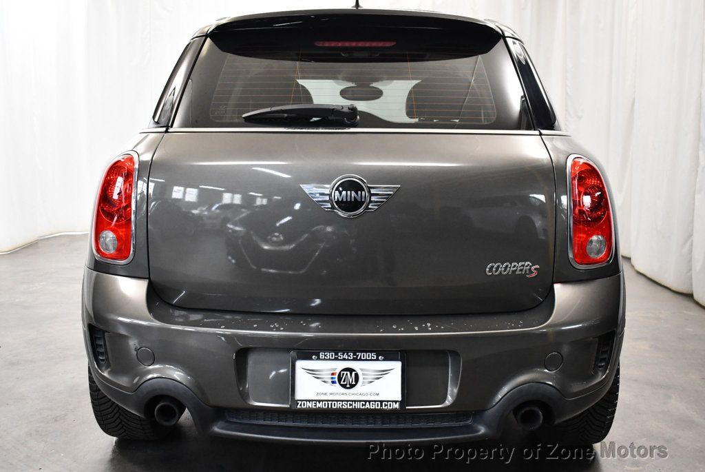 2011 Mini Cooper S photo 16