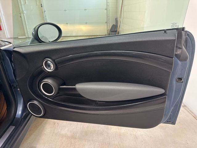 2011 MINI Cooper S Hardtop 2 Door  - 22995810 - 30