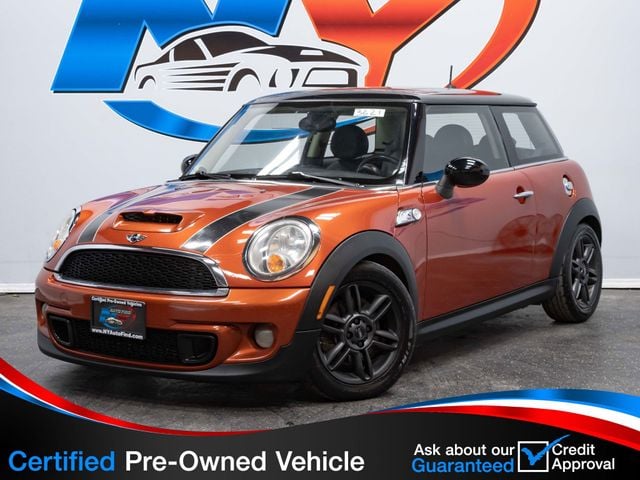 2011 MINI Cooper S Hardtop 2 Door 6-SPD MANUAL, PANORAMIC SUNROOF, PREMIUM PKG, HEATED SEATS - 22616042 - 0