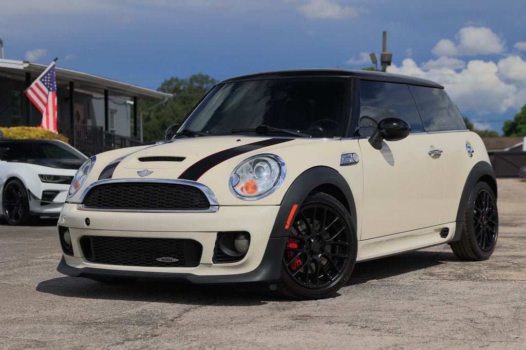 2011 MINI John Cooper Works Cooper Hardtop 2 Door - 22913055 | Video 1