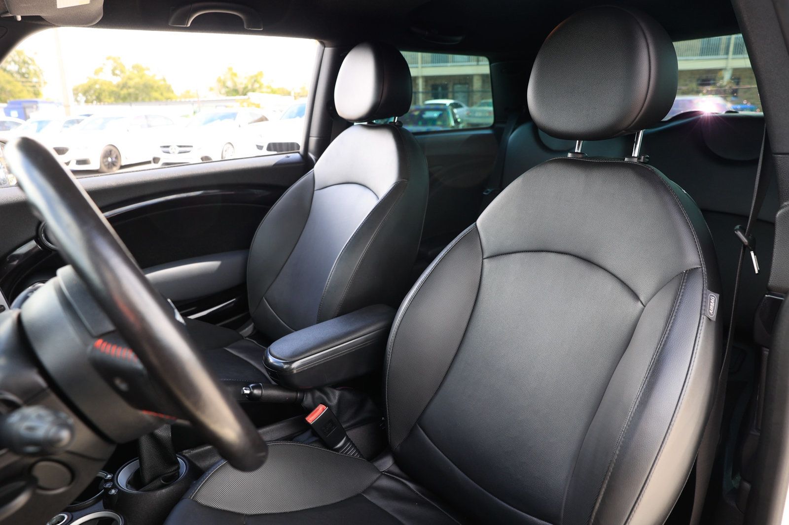 2011 Mini Cooper Hardtop John Cooper Works photo 6