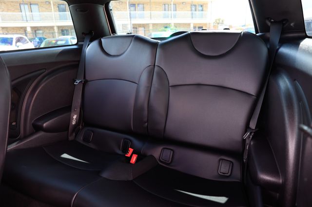 2011 MINI John Cooper Works Cooper Hardtop 2 Door - 22913055 - 7
