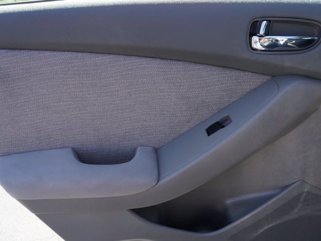 2011 Nissan Altima  - 11986505 - 14