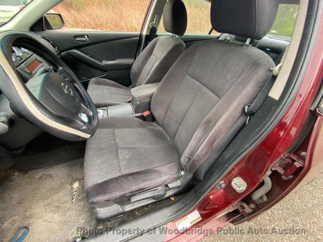 2011 Nissan Altima 4dr Sedan I4 CVT 2.5 S - 23022080 - 8