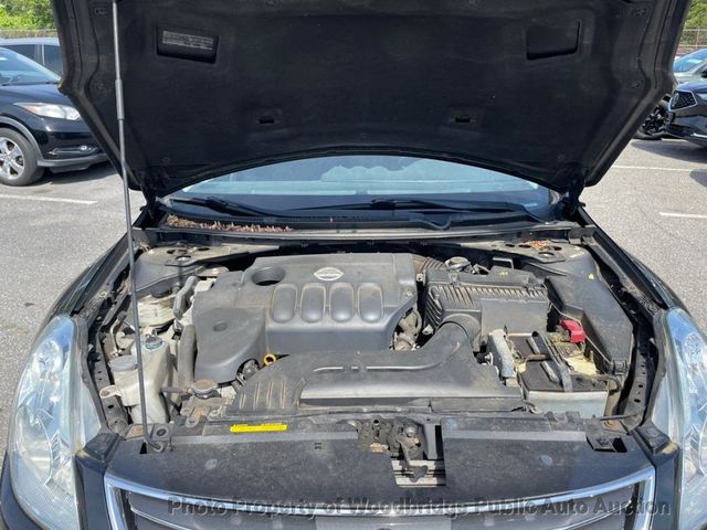 2011 Nissan Altima 4dr Sedan I4 CVT 2.5 S - 23025065 - 22