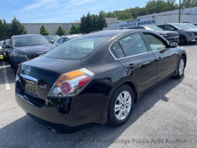 2011 Nissan Altima 4dr Sedan I4 CVT 2.5 S - 23025065 - 4