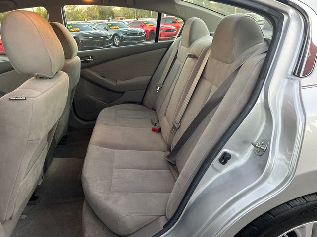 2011 Nissan Altima 4dr Sedan I4 CVT 2.5 S - 22941867 - 6