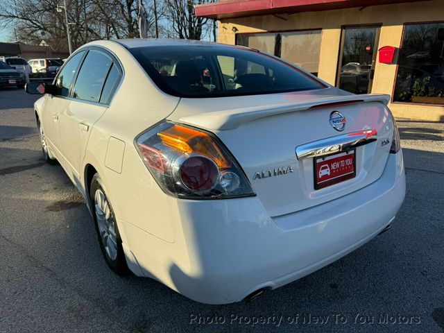 2011 Nissan Altima 4dr Sedan I4 CVT 2.5 S - 22981649 - 15