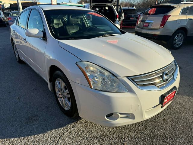 2011 Nissan Altima 4dr Sedan I4 CVT 2.5 S - 22981649 - 16