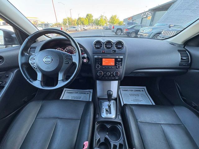 2011 Nissan Altima 4dr Sedan I4 CVT 2.5 SL - 23020840 - 11