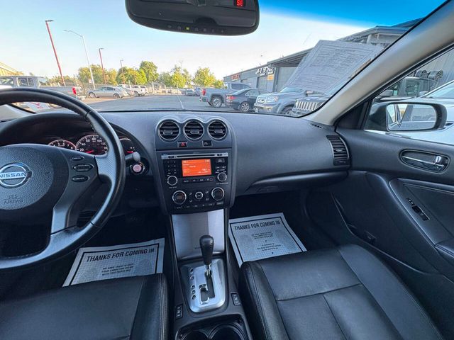 2011 Nissan Altima 4dr Sedan I4 CVT 2.5 SL - 23020840 - 13
