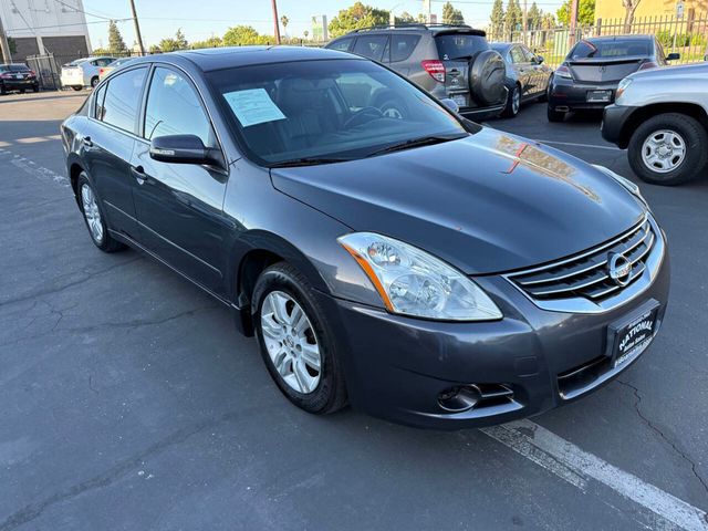 2011 Nissan Altima 4dr Sedan I4 CVT 2.5 SL - 23020840 - 1