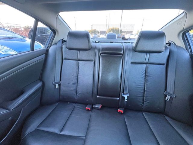 2011 Nissan Altima 4dr Sedan I4 CVT 2.5 SL - 23020840 - 28