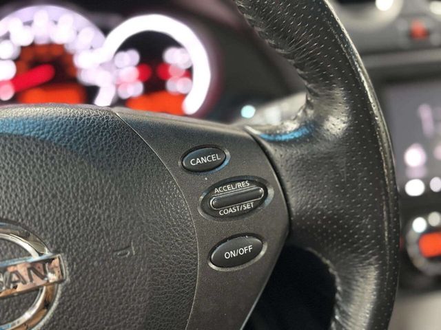 2011 Nissan Altima 4dr Sedan V6 CVT 3.5 SR - 22977670 - 27