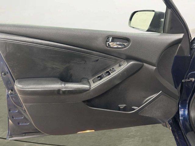 2011 Nissan Altima 4dr Sedan V6 CVT 3.5 SR - 22977670 - 8