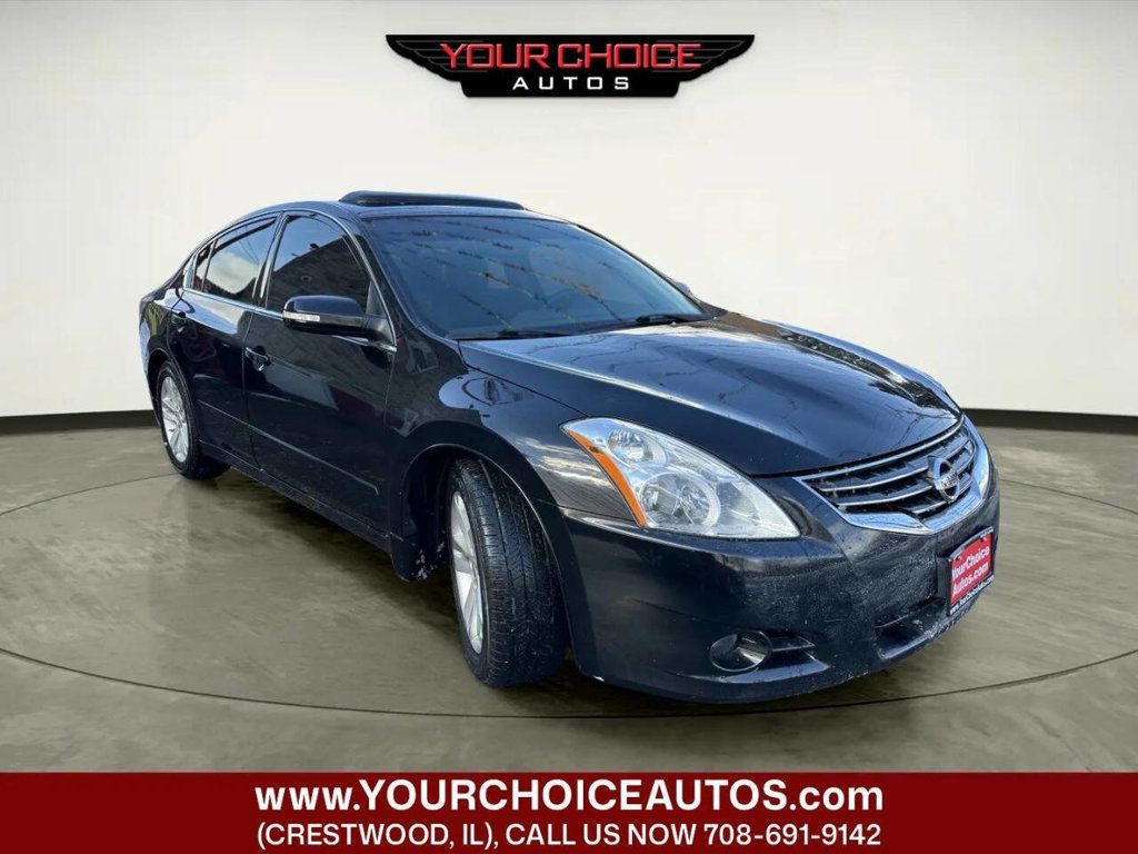 2011 Nissan Altima 4dr Sedan V6 CVT 3.5 SR - 22979244 - 5