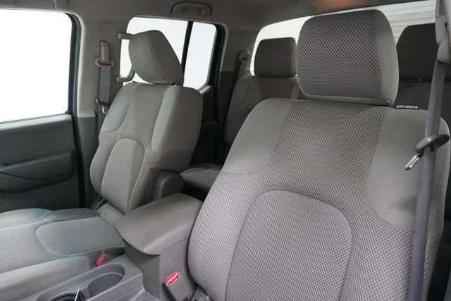 2011 Nissan Frontier 2WD Crew Cab LWB Automatic SV - 22993039 - 9