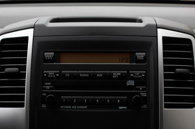 2011 Nissan Frontier ONE OWNER SV W/ NEW BRAKE SERVICE - 22992372 - 13