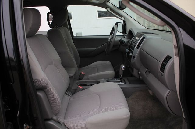 2011 Nissan Frontier ONE OWNER SV W/ NEW BRAKE SERVICE - 22992372 - 6