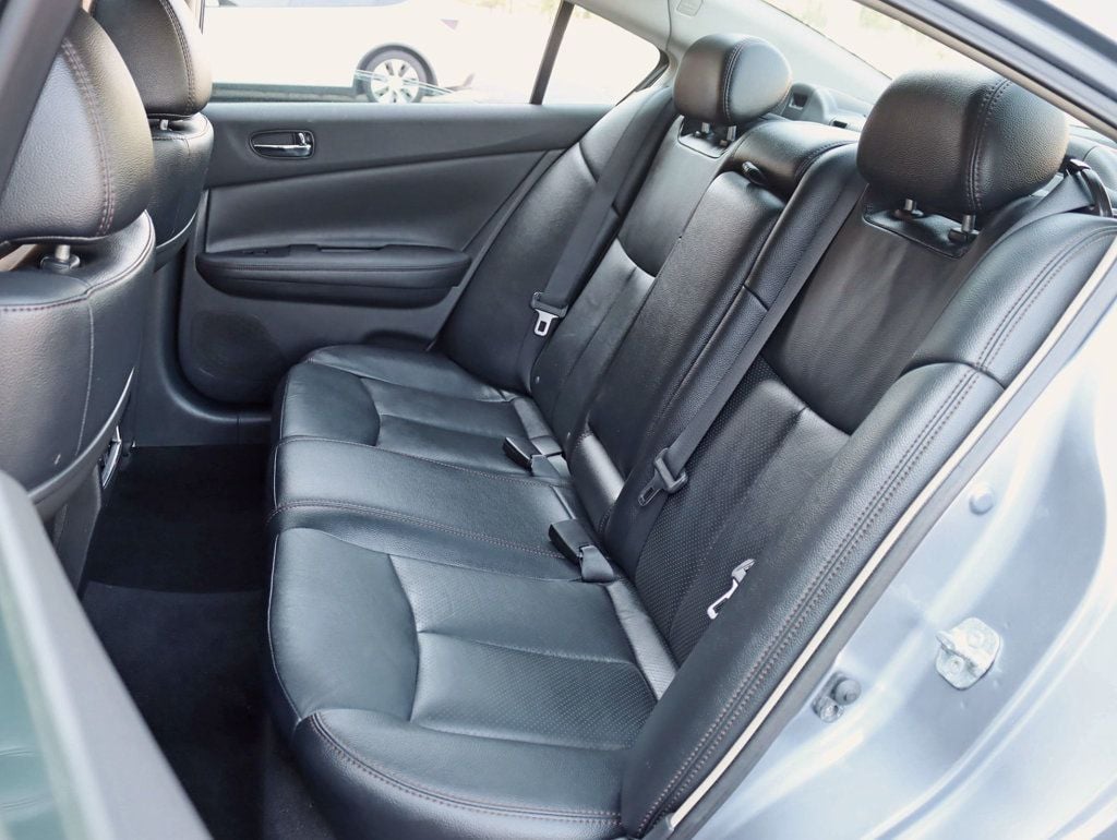 2011 Nissan Maxima 4dr Sedan V6 CVT 3.5 SV - 22932317 - 21