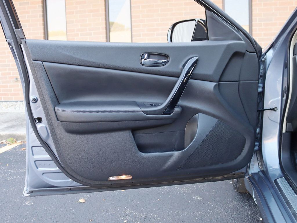 2011 Nissan Maxima 4dr Sedan V6 CVT 3.5 SV - 22932317 - 24