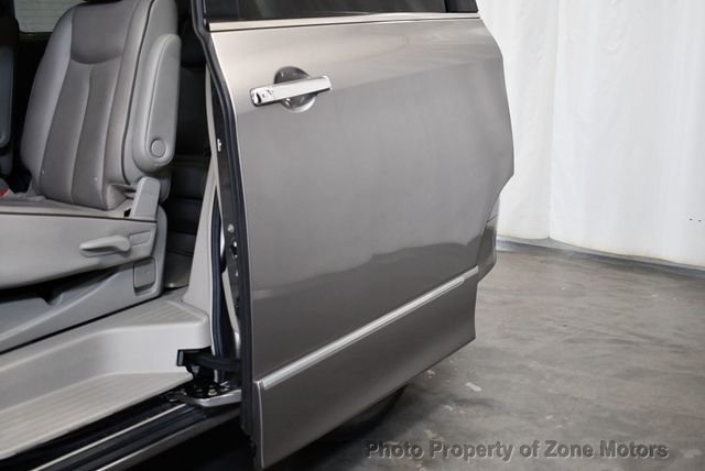 2011 Nissan Quest 4dr LE - 22398973 - 12